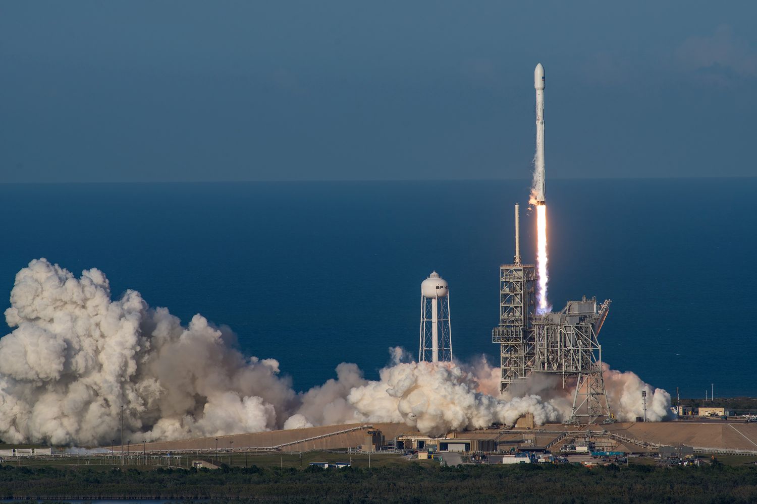 liftoff-_ses-10-_spacex